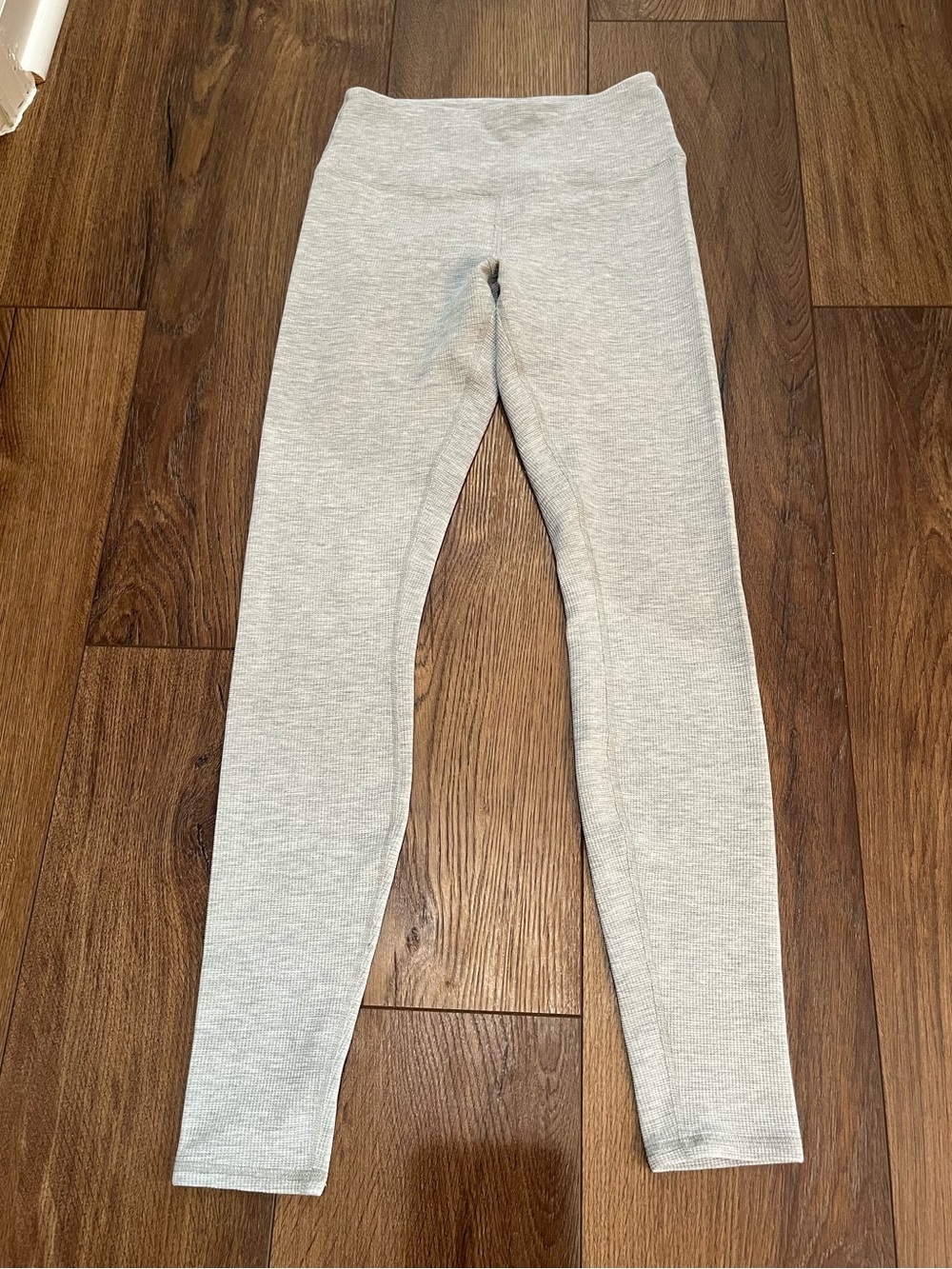 Alo Yoga Women’s Micro Waffle High Waist Low Key Gray Gym Athletic Leggings XS
